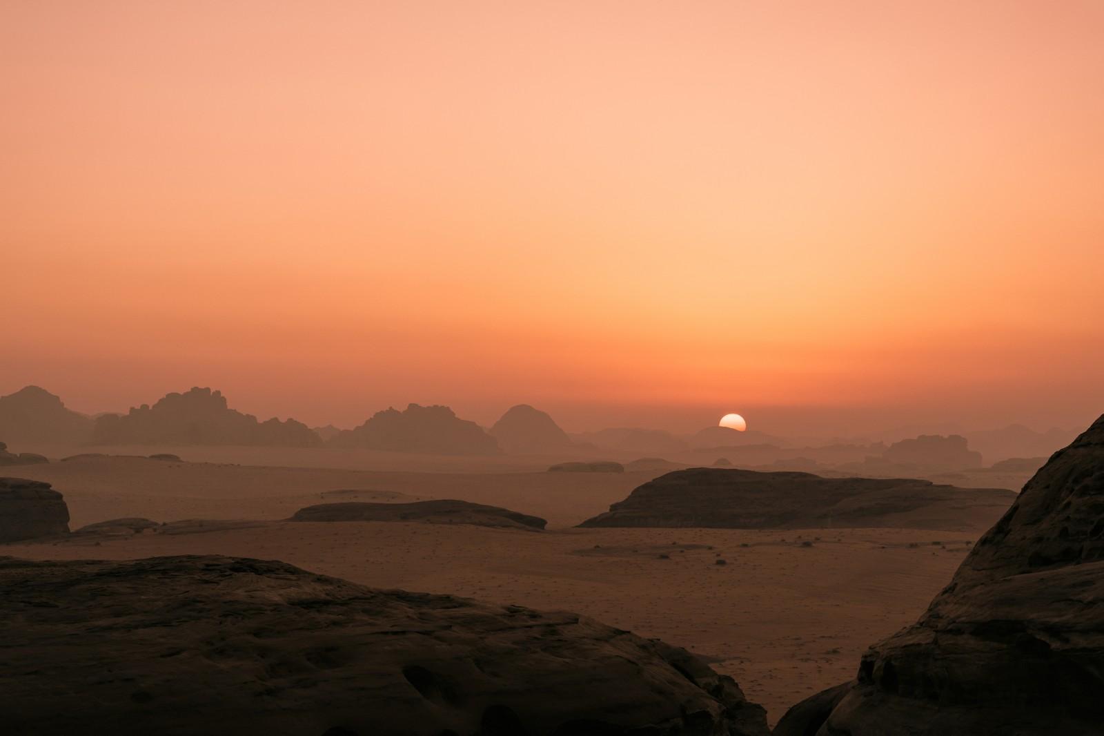 http://qleelight.com/userfiles/media/default/gallery-1-1.jpg